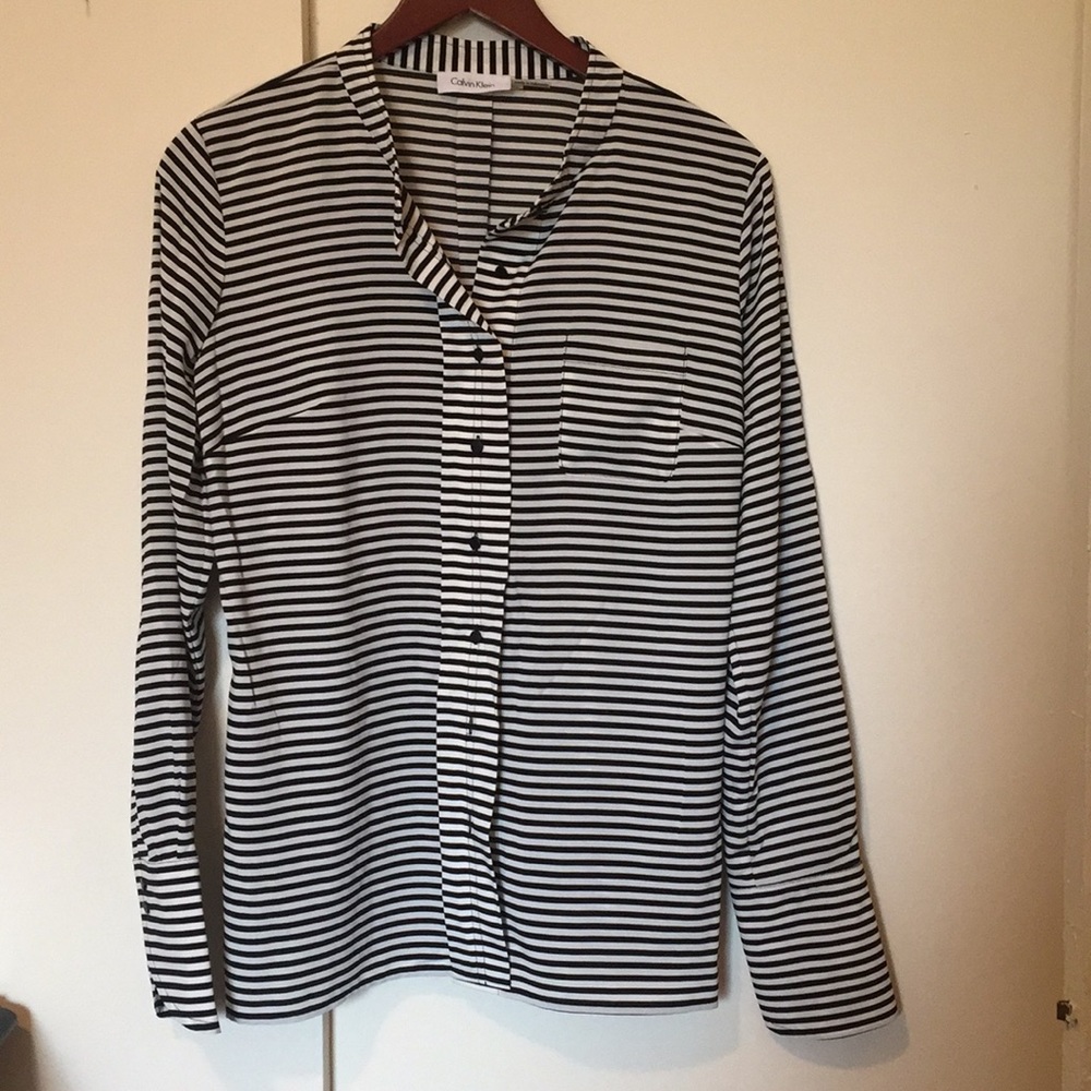 EVERYTHING MUST GOCalvin Klein striped top, medium